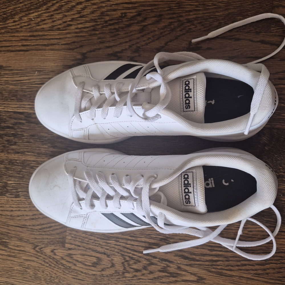 Adidas Women's White and Black Sneakers